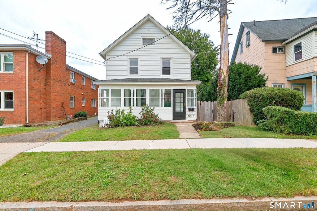 6 Johnson Street, Middletown, CT 06457