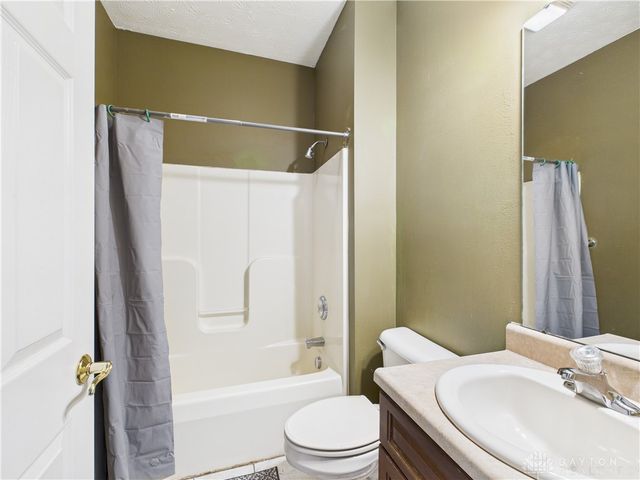 1020 Park Glen Drive, Dayton, OH 45417