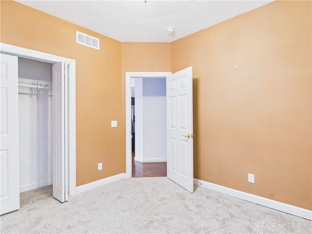 1020 Park Glen Drive, Dayton, OH 45417