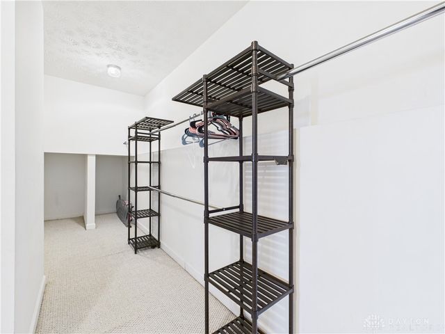 1020 Park Glen Drive, Dayton, OH 45417