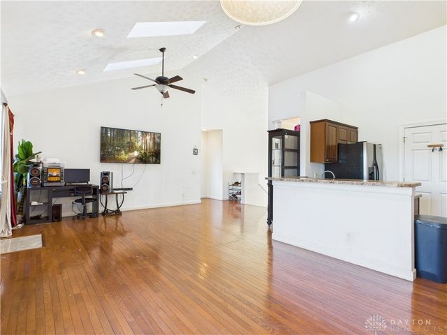 1020 Park Glen Drive, Dayton, OH 45417