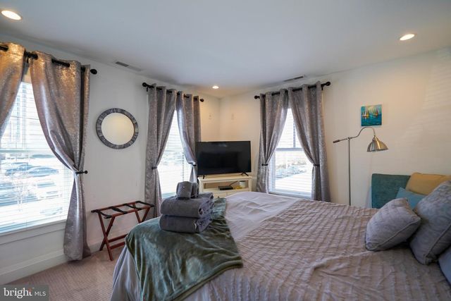 111 W 4TH ST, Lewes, DE 19958