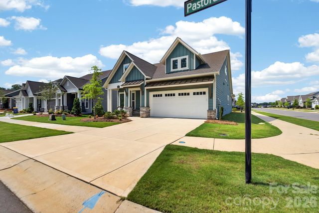 1002 Pastoral Place, Waxhaw, NC 28173