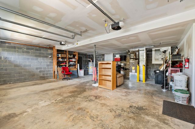 9340 Charbar Circle, Chattanooga, TN 37421