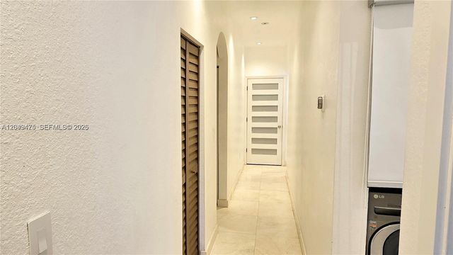 2105 NE 40th Avenue, Homestead, FL 33033