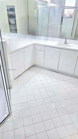 2105 NE 40th Avenue, Homestead, FL 33033