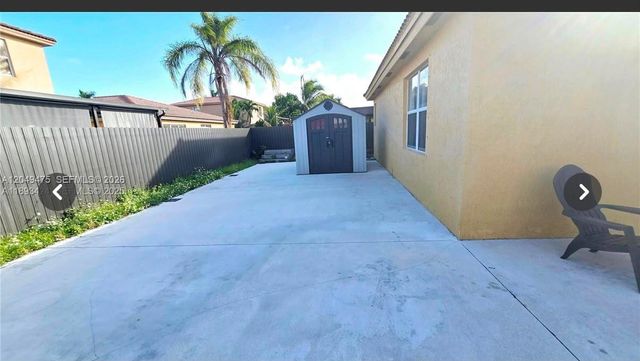 2105 NE 40th Avenue, Homestead, FL 33033
