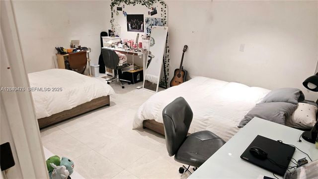 2105 NE 40th Avenue, Homestead, FL 33033