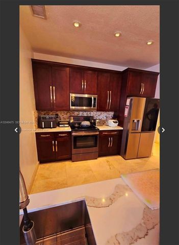 2105 NE 40th Avenue, Homestead, FL 33033