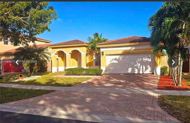 2105 NE 40th Avenue, Homestead, FL 33033