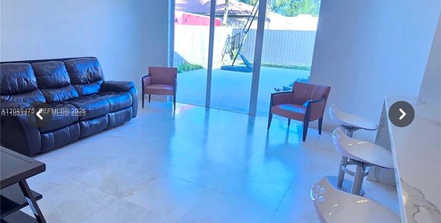 2105 NE 40th Avenue, Homestead, FL 33033