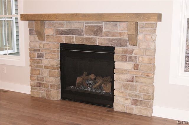 3201 CARMELLAS Circle, Lysander, NY 13027