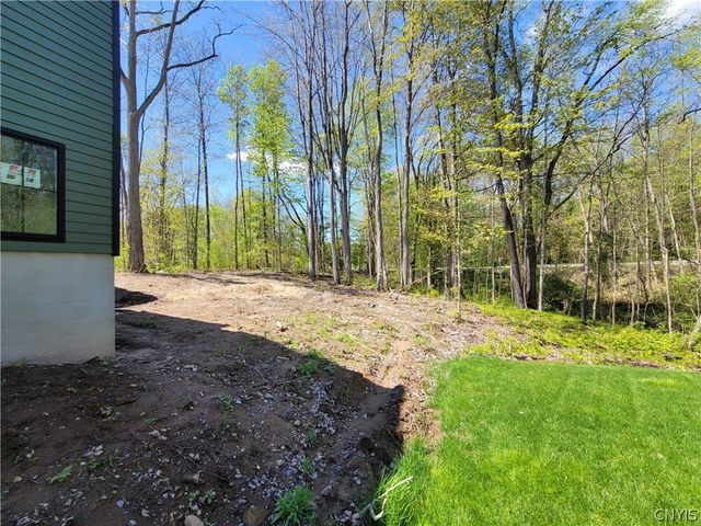 3201 CARMELLAS Circle, Lysander, NY 13027