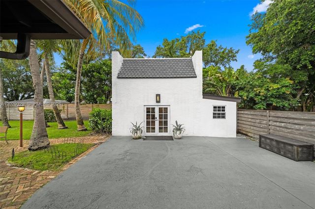 646 NE 81st Street, Miami, FL 33138