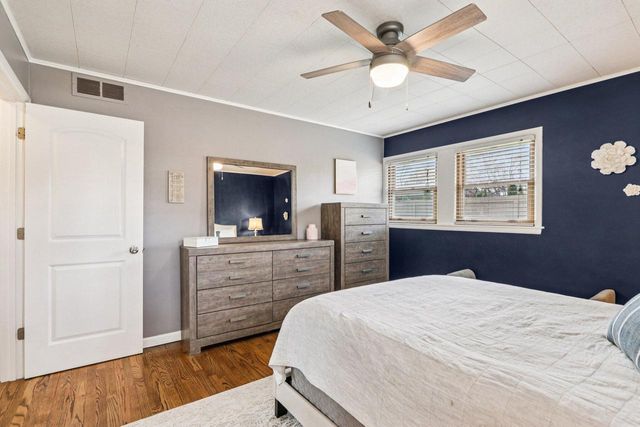 2605 S 82nd STREET, West Allis, WI 53219