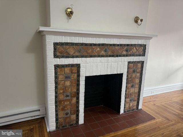 27 E OAK ST, Shenandoah, PA 17976