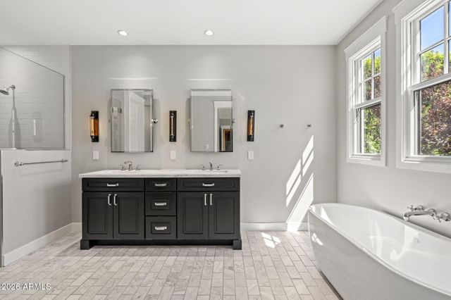 4526 E CALLE TUBERIA --, Phoenix, AZ 85018