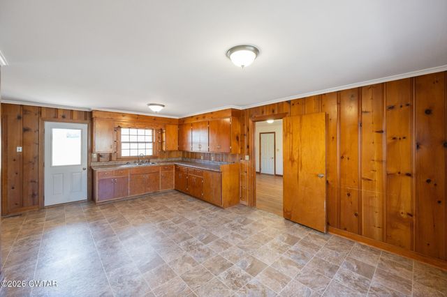 18810 Main St, W, Huntingdon, TN 38344