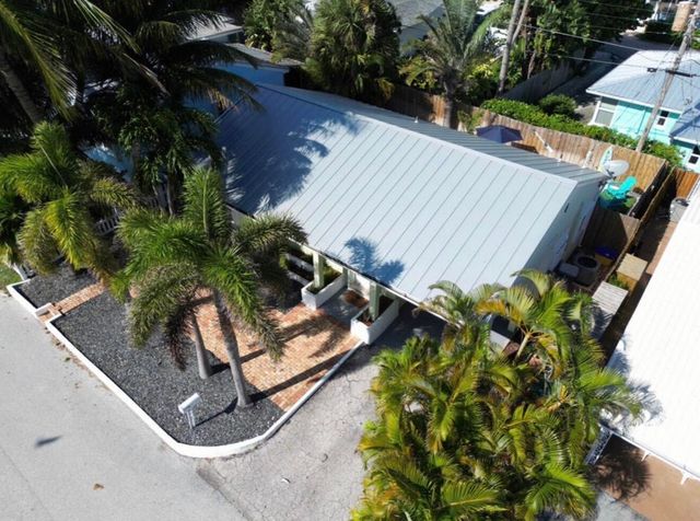 49 Douglas Drive, Ocean Ridge, FL 33435