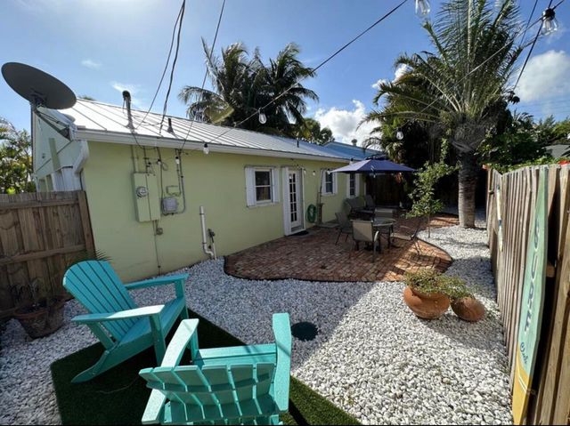 49 Douglas Drive, Ocean Ridge, FL 33435