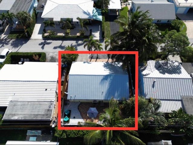 49 Douglas Drive, Ocean Ridge, FL 33435