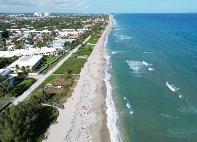 49 Douglas Drive, Ocean Ridge, FL 33435