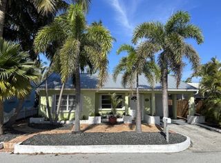 49 Douglas Drive, Ocean Ridge, FL 33435