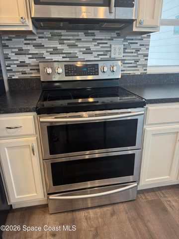 249 Harwood Avenue, Satellite Beach, FL 32937