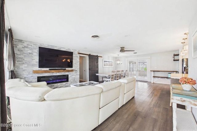 249 Harwood Avenue, Satellite Beach, FL 32937