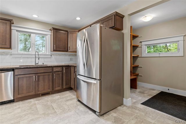 8187 Sixty Road, Lysander, NY 13027