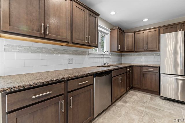 8187 Sixty Road, Lysander, NY 13027