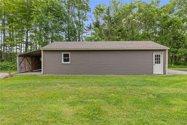8187 Sixty Road, Lysander, NY 13027