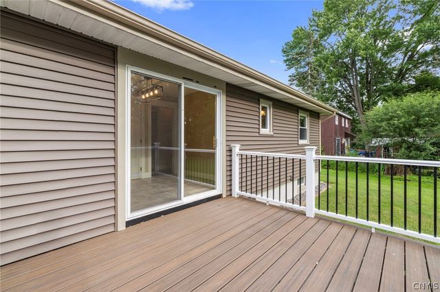 8187 Sixty Road, Lysander, NY 13027
