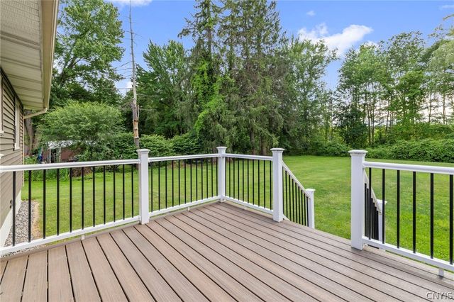 8187 Sixty Road, Lysander, NY 13027
