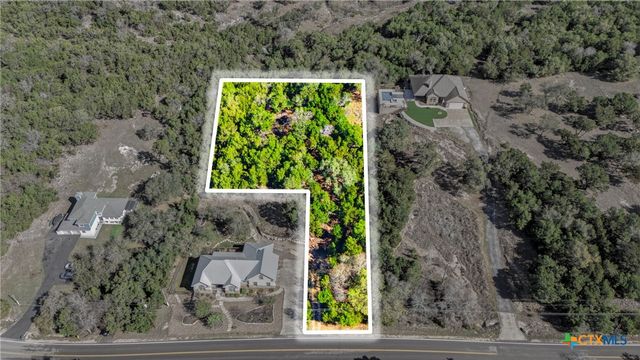 1025 Flaman Road, Canyon Lake, TX 78133