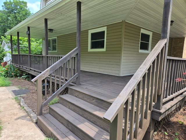 7176 Depot RD, Belspring, VA 24058