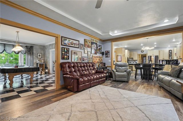170 Oak Tree Drive, Canfield, OH 44406
