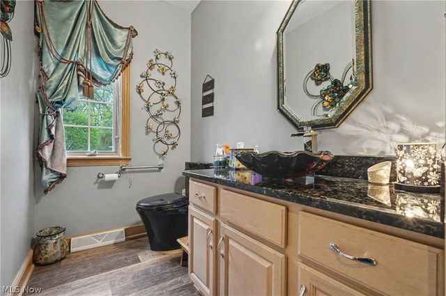 170 Oak Tree Drive, Canfield, OH 44406