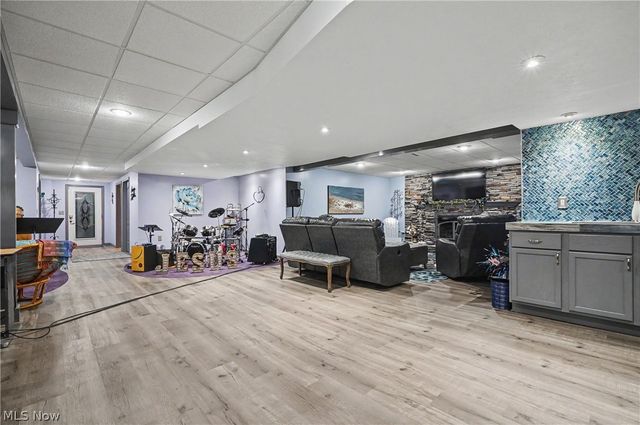170 Oak Tree Drive, Canfield, OH 44406