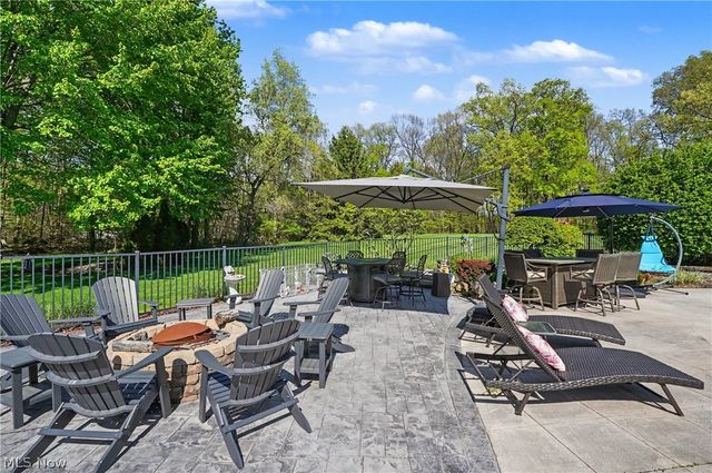 170 Oak Tree Drive, Canfield, OH 44406