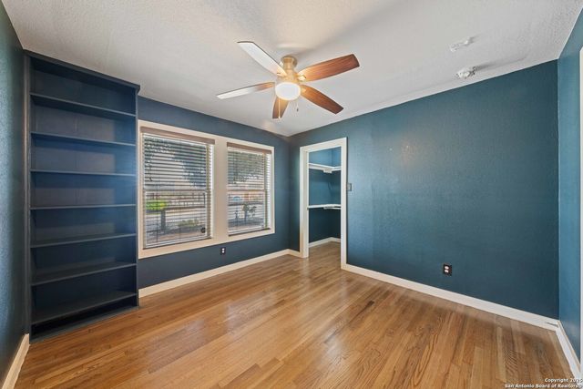 1103 N Olive, San Antonio, TX 78202