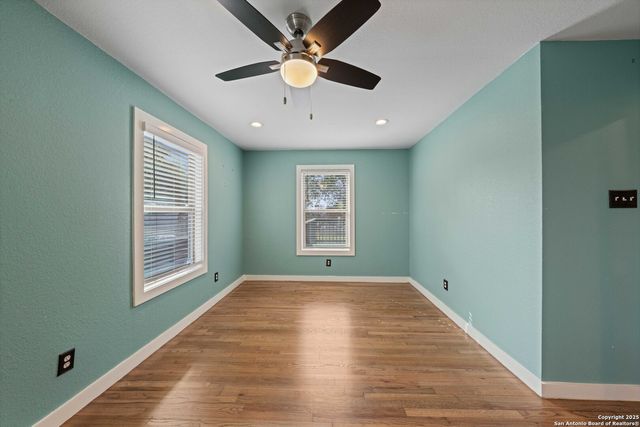 1103 N Olive, San Antonio, TX 78202