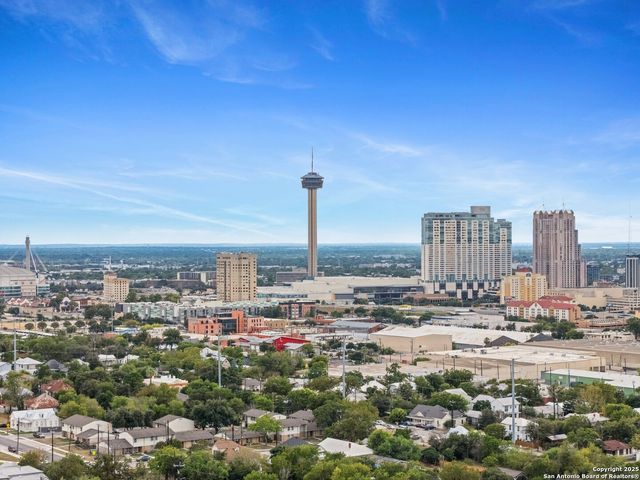 1103 N Olive, San Antonio, TX 78202