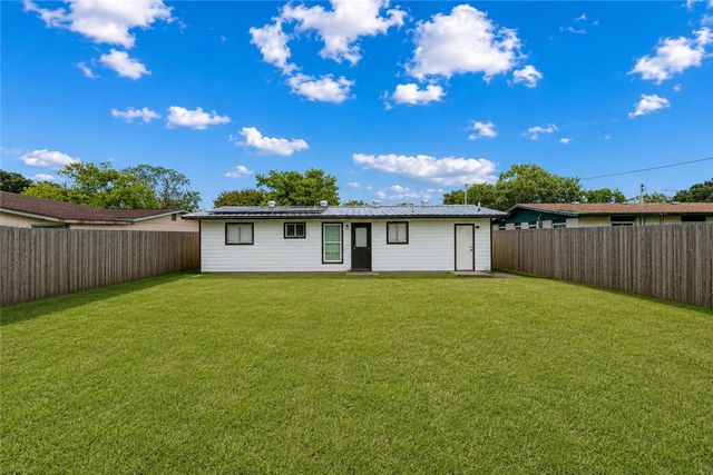 5313 Alejandro St, Corpus Christi, TX 78415