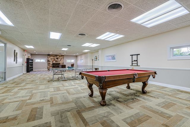 375 Plum Creek Drive 501, Wheeling, IL 60090