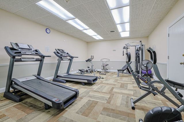 375 Plum Creek Drive 501, Wheeling, IL 60090