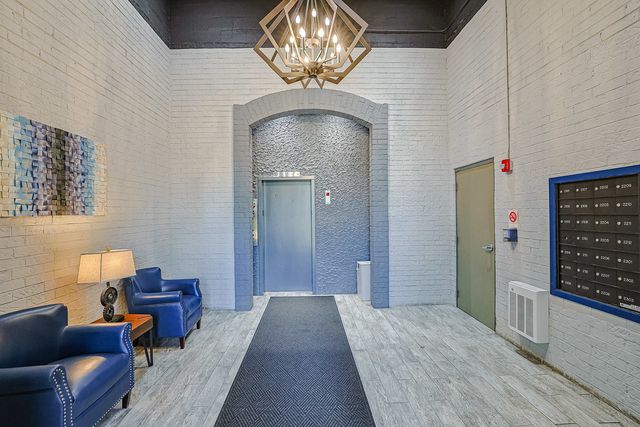 375 Plum Creek Drive 501, Wheeling, IL 60090