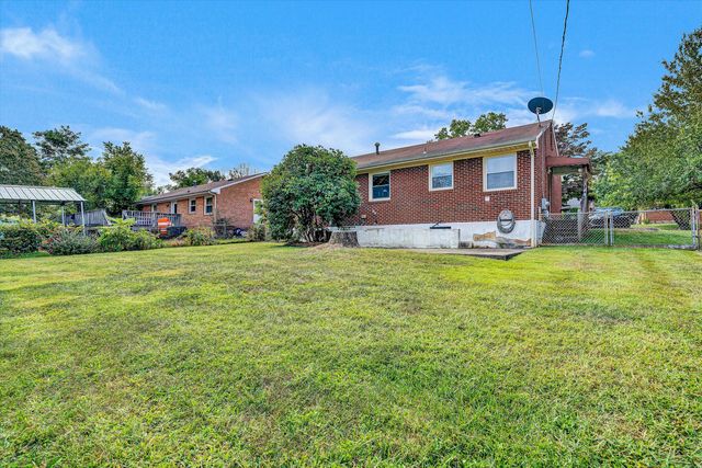 1423 Haydon ST, Salem, VA 24153