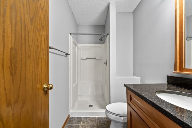 4124 SE 23RD Street, Des Moines, IA 50320