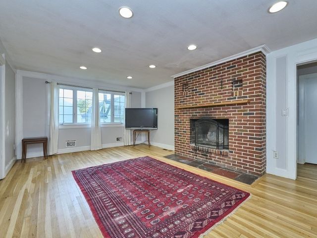 544 High Street, Westwood, MA 02090
